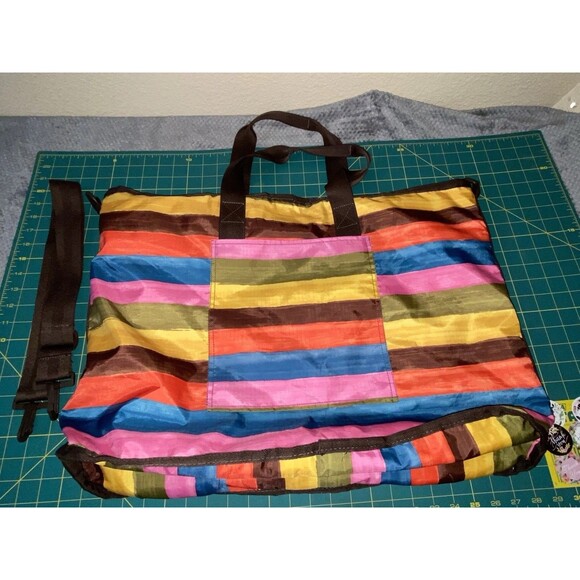 Le Sportsac Women's multicolor Stripe ￼Foldable XL duffle tote - Picture 1 of 15